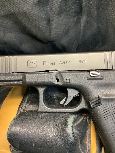 GLOCK G17 GEN59MM LUGER (9x19 PARA) - Image 2 of 11