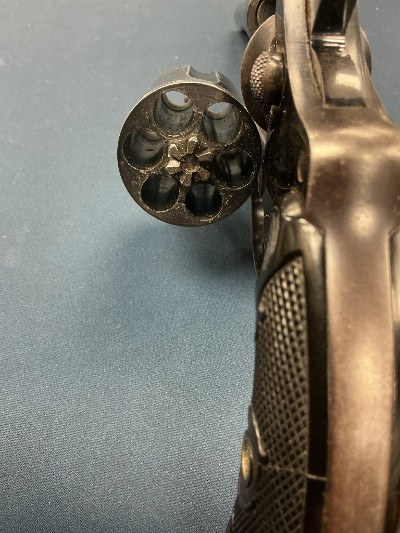 COLT Police Positive .38 SPL - Image 3 of 21