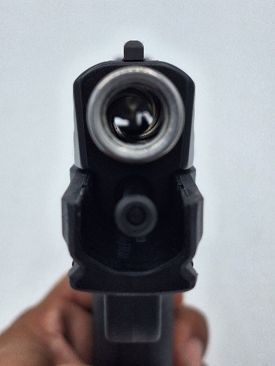 SMITH & WESSON M&P 9 SHIELD EZ MTS 9MM LUGER (9X19 PARA) - Image 15 of 17