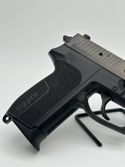 SIG SAUER SP2022 9MM LUGER (9x19 PARA) - Image 6 of 7
