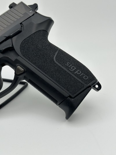 SIG SAUER SP2022 9MM LUGER (9x19 PARA) - Image 4 of 7