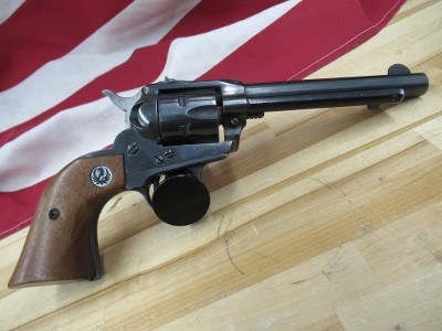 RUGER SINGLE-SIX CONVERTIBLE .22LR/.22MAG - Image 2 of 8