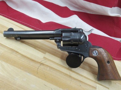 RUGER SINGLE-SIX CONVERTIBLE .22LR/.22MAG - Image 5 of 8
