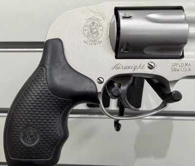 SMITH & WESSON 638-3 .38 SPL +P - Image 7 of 11
