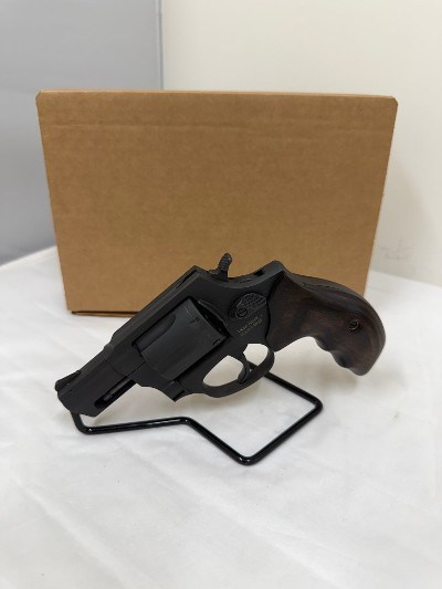 TAURUS 856 .38 SPL - Image 1 of 9
