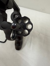 TAURUS 856 .38 SPL - Image 8 of 9