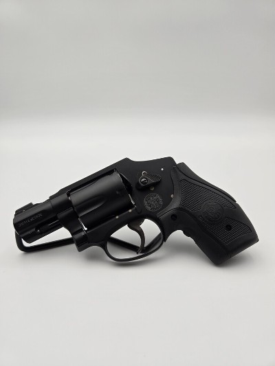 SMITH & WESSON M&P 340 .357 MAG - Image 1 of 5