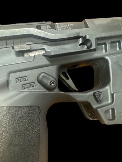 SIG SAUER P320 FLUX 9MM LUGER (9x19 PARA) - Image 9 of 12