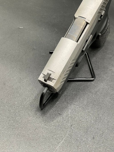 SIG SAUER 320c-9-t-e 9MM LUGER (9x19 PARA) - Image 8 of 10