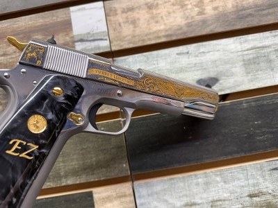 COLT 1911 GOVERNMENT .38 SUPER - Image 4 of 4