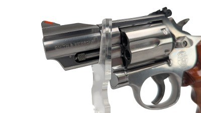 SMITH & WESSON 66 Lew Horton .357 MAG - Image 4 of 15