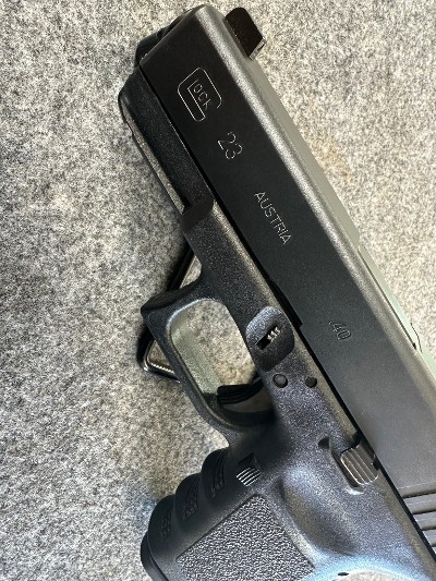 GLOCK G23 Gen 3 .40 S&W - Image 3 of 8