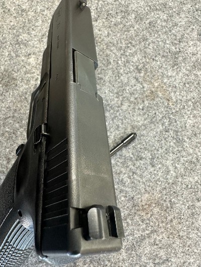 GLOCK G23 Gen 3 .40 S&W - Image 5 of 8
