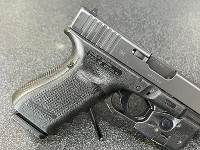 GLOCK G23 GEN 4 .40 CALIBER - Image 5 of 11