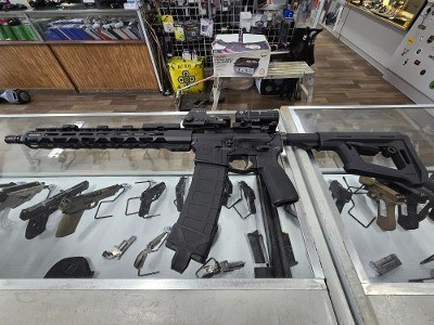 RADICAL FIREARMS RF-15 - RIFLE 5.56X45MM NATO - Image 4 of 4