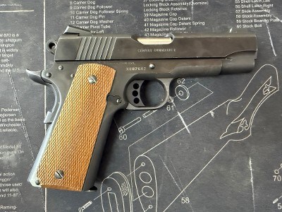 COLT COMBAT COMMANDER .45 ACP - Image 2 of 2