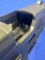 SIG SAUER P365-380 .380 ACP - Image 5 of 6