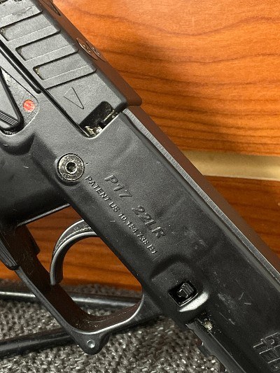 KELTEC P17 (BLK) .22 LR - Image 4 of 8