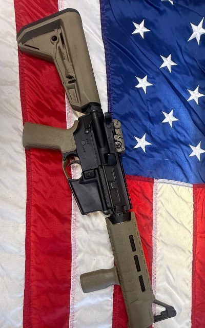 COLT M4 CARBINE MAGPUL SL 5.56X45MM NATO - Image 1 of 2