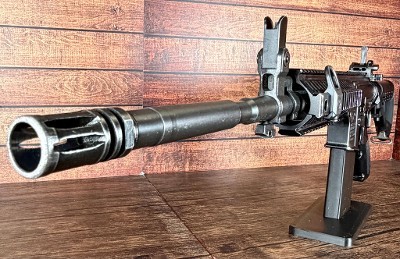COLT Stamped "Law Enforcement Carbine" Monolithic LE6940 AR-15, M4 16" 5.56X45MM NATO - Image 4 of 16