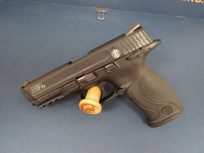 SMITH & WESSON M&P22 .22 LR - Image 3 of 3