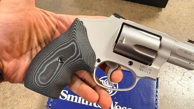 SMITH & WESSON 642UC .38 SPL - Image 9 of 10