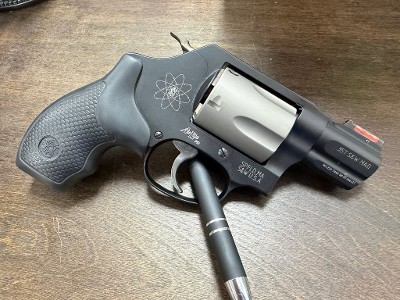 SMITH & WESSON 360PD .357 MAG - Image 2 of 7