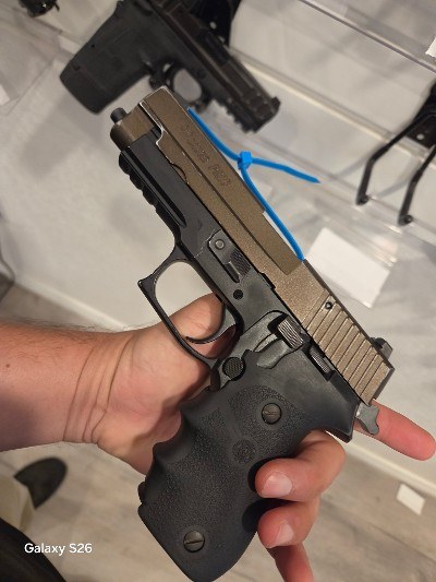 SIG SAUER P220 .45 ACP - Image 3 of 4