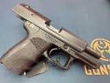 HECKLER & KOCH USP-40C .40 S&W - Image 6 of 10