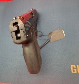HECKLER & KOCH USP-40C .40 S&W - Image 3 of 10