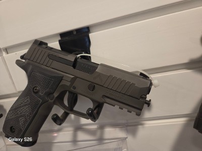 SIG SAUER P226-XCARRY LEGION (SINGLE ACTION) 9MM LUGER (9x19 PARA) - Image 2 of 4