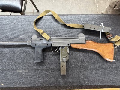 IMI Model A 9MM LUGER (9x19 PARA) - Image 1 of 12
