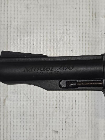 ROCK ISLAND ARMORY M200 .38 SPL - Image 3 of 11
