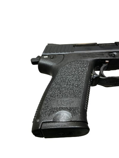 HECKLER & KOCH USP-9 9MM LUGER (9x19 PARA) - Image 6 of 8