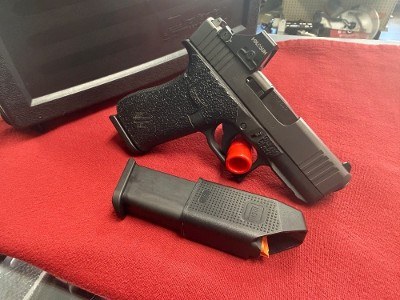 GLOCK 43X MOS 9MM HOLOSUN RED DOT 9MM LUGER (9x19 PARA) - Image 1 of 7