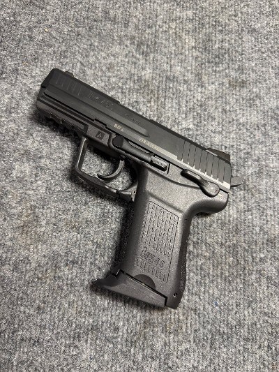 HECKLER & KOCH HK45C .45 ACP - Image 2 of 4