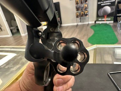 Smith & Wesson Performance Center Model 19 Carry Comp .38 SPECIAL/.357 MAGNUM - Image 2 of 9