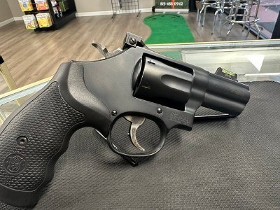 Smith & Wesson Performance Center Model 19 Carry Comp .38 SPECIAL/.357 MAGNUM - Image 9 of 9