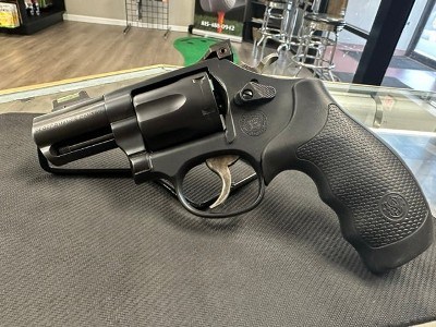 Smith & Wesson Performance Center Model 19 Carry Comp .38 SPECIAL/.357 MAGNUM - Image 6 of 9