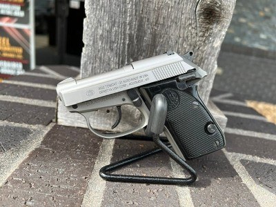 BERETTA 3032 TOMCAT 32ACP .32 ACP - Image 3 of 3