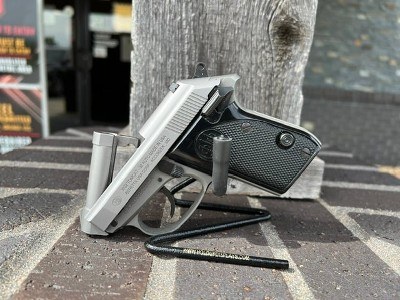 BERETTA 3032 TOMCAT 32ACP .32 ACP - Image 1 of 3