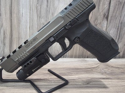 CENTURY ARMS TP9 SFX WHITEOUT SPECIAL EDITION 9MM LUGER (9x19 PARA) - Image 3 of 9