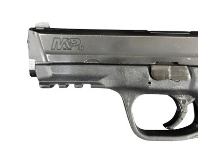 SMITH & WESSON M&P40 Pro .40 S&W - Image 3 of 7
