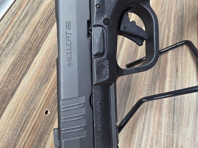SPRINGFIELD ARMORY Hellcat Pro 9MM LUGER (9x19 PARA) - Image 7 of 9