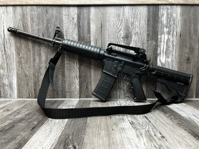 ARMALITE M15 RIFLE 5.56X45MM NATO - Image 1 of 6