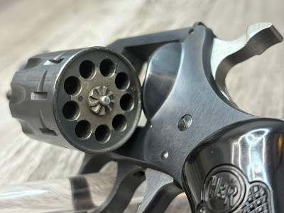 H&R 929 .22 LR - Image 9 of 9