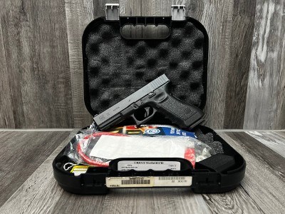 GLOCK 22 GEN 3 40 Smith & Wesson - Image 4 of 4
