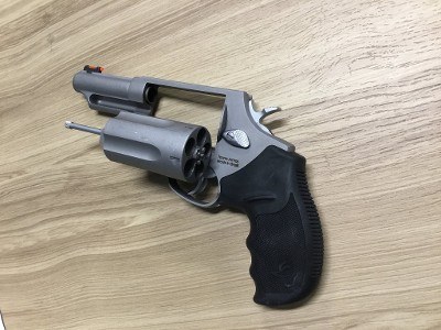 TAURUS The Judge Magnum .45lc / .410 - Image 4 of 4