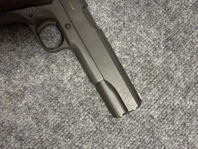 COLT m1911A1 .45 ACP - Image 6 of 8