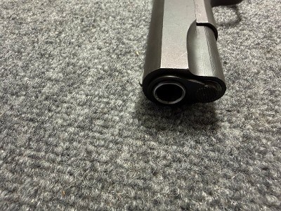 COLT m1911A1 .45 ACP - Image 5 of 8